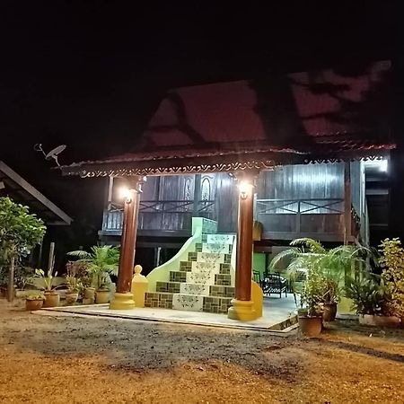 Homestay Warisan Bonda Masjid Tanah/Melaka Exteriér fotografie