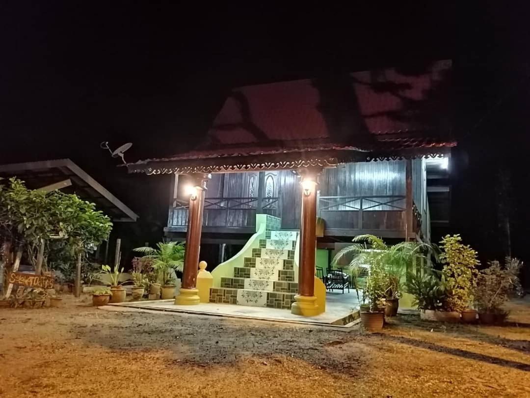 Homestay Warisan Bonda Masjid Tanah/Melaka Exteriér fotografie